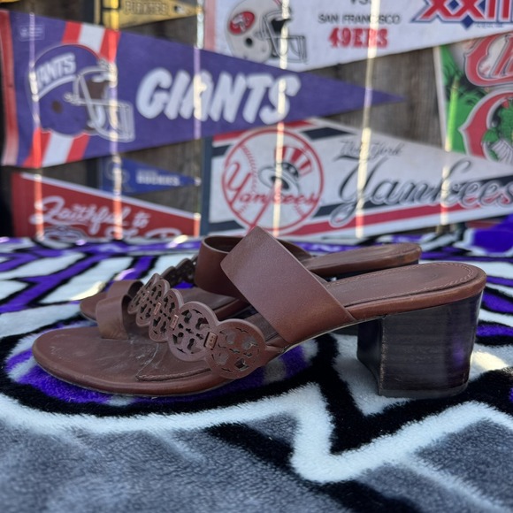 Size 7m Tory Burch Brown Burnt Cuoio Tiny Miller 55mm bloc heel Toe ring sandals - Picture 1 of 6